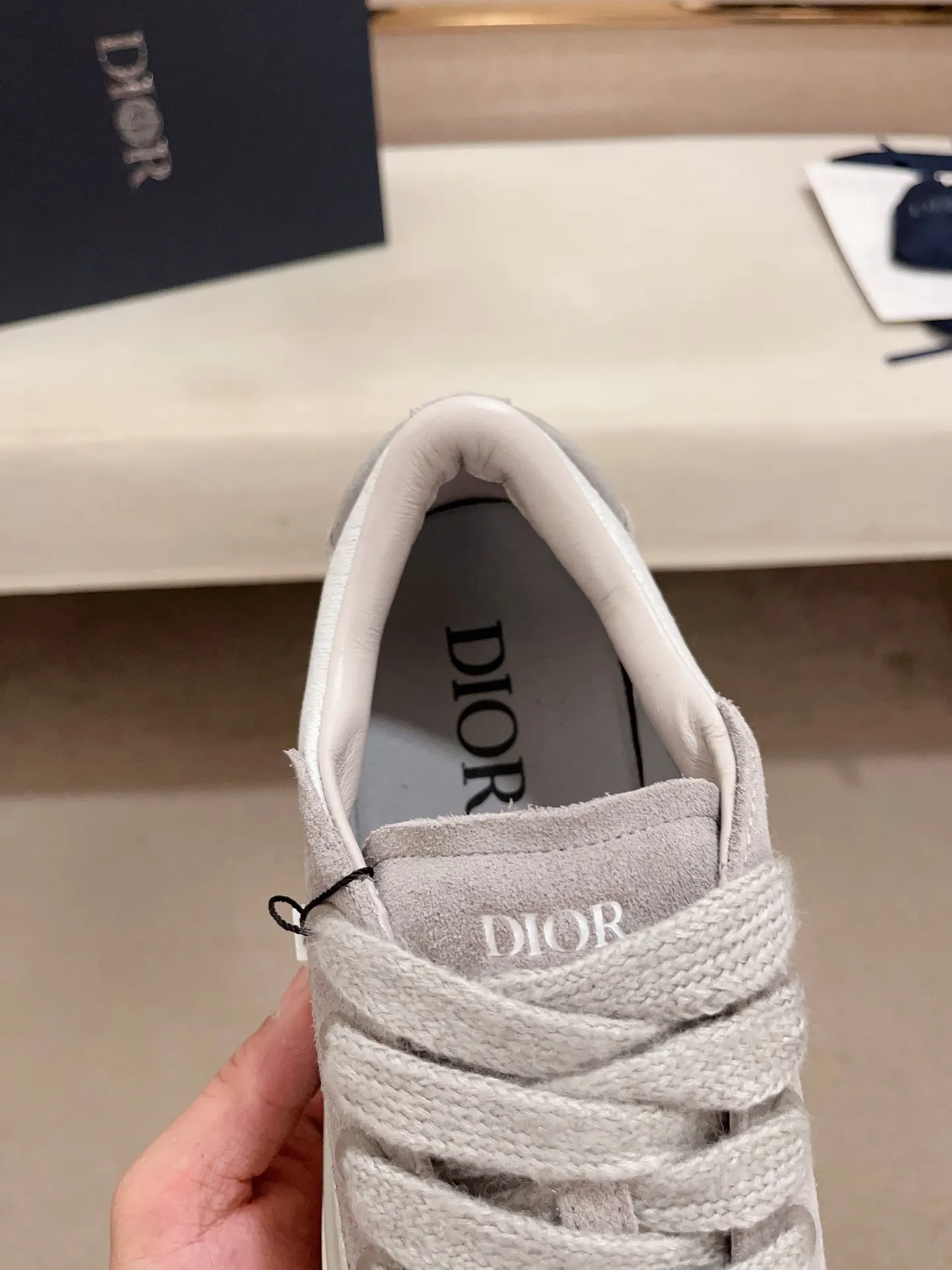 Men's shoes 💰: 640💰[Dior·Dior] Top 🔍Couple model💏🔍New casual sports style couple shoes, new four-season design, perfect workmanship, lace-up lazy style to create wardrobe quality, upper: imported first-layer cowhide, sheepskin lining is soft and comfortable, ultra-light TPU wear-resistant outsole, simple, versatile fashion men's shoes, excellent color code number 35--44